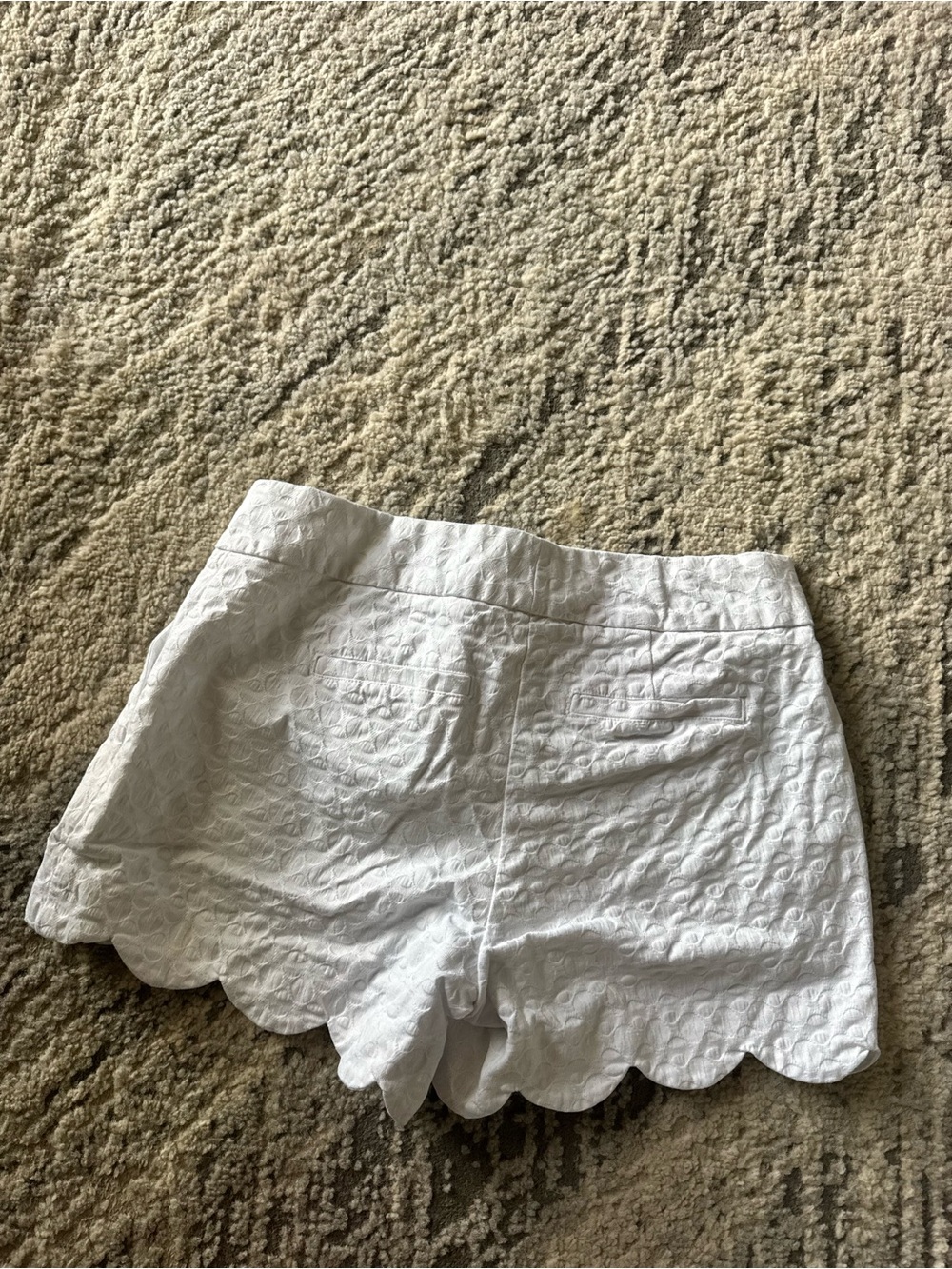 crown & ivy White Scalloped Eyelet Shorts - Picture 3 of 3